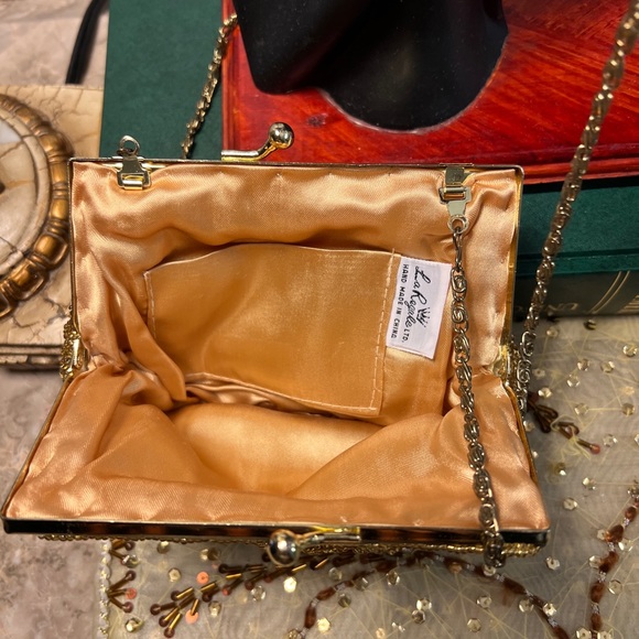 Vintage Gold Beaded HandMade in China Purse Evening Bag Metal Gold Tone Strap - Picture 5 of 9